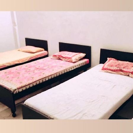 Chandramouli Hotel Jaipur Bagian luar foto