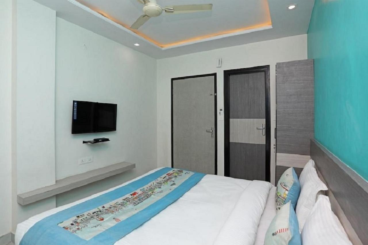 Chandramouli Hotel Jaipur Bagian luar foto