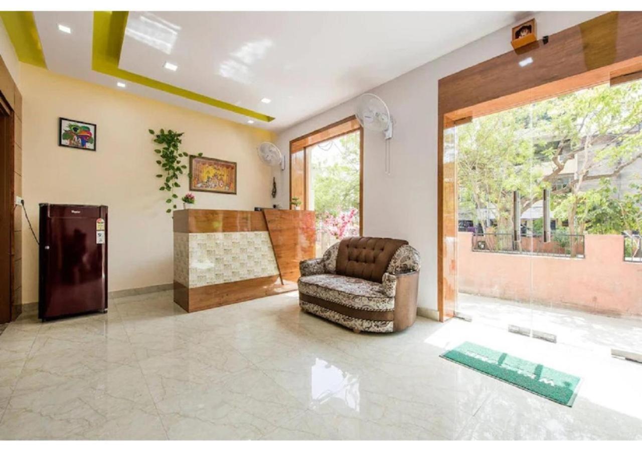 Chandramouli Hotel Jaipur Bagian luar foto